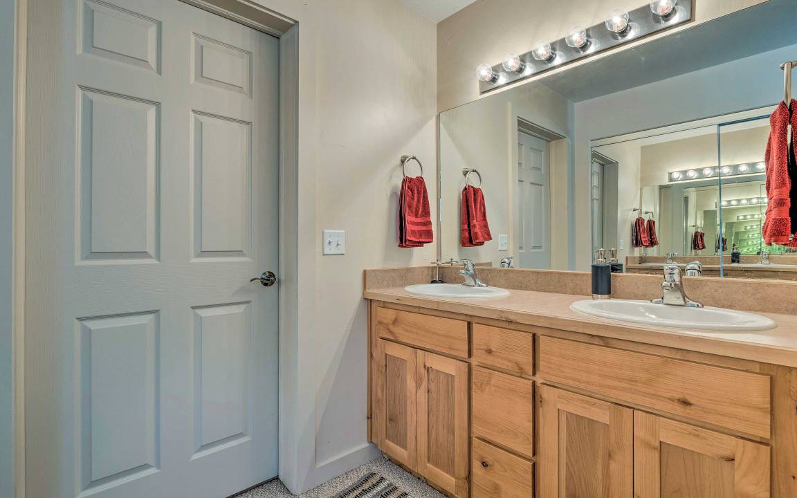 Photo of Bathroom in Moab South Valley