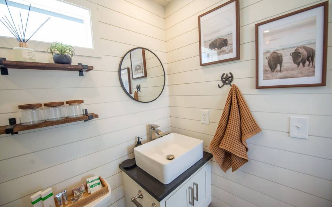 Photo of Bathroom in Alpine