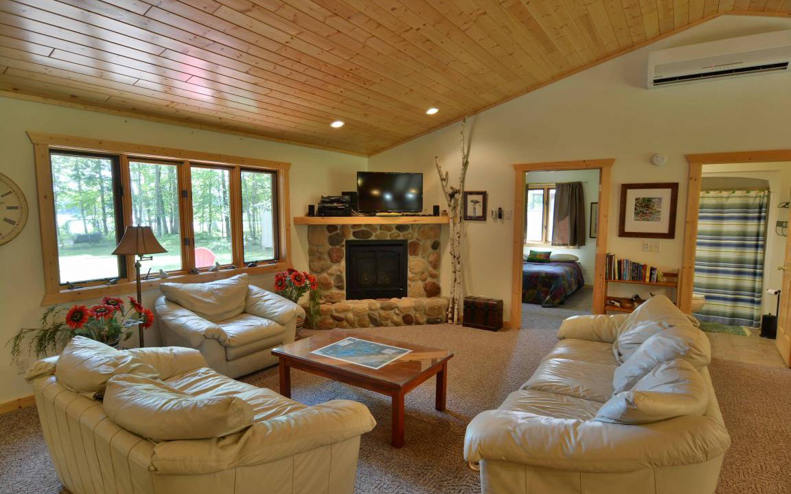 Photo of Livingroom in Cable