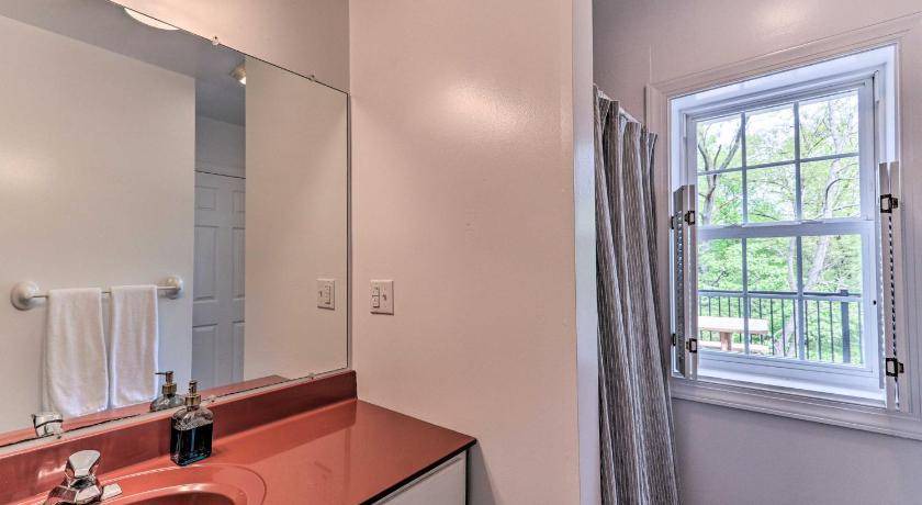 Photo of Bathroom in Millersburg