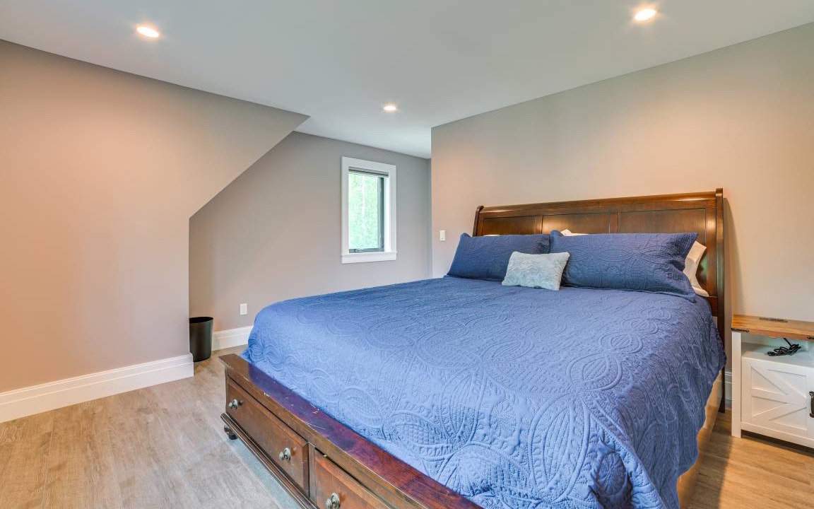 Photo of Bedroom in Alanson