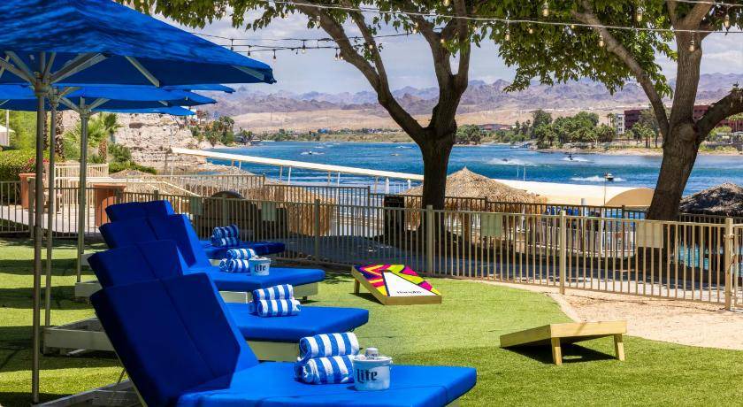Photo of Others in Laughlin