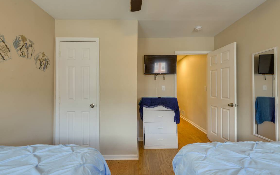 Photo of Bedroom in Downtown Baltimore