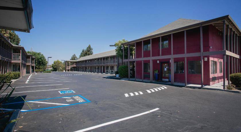 Photo of Buildings in Berryessa