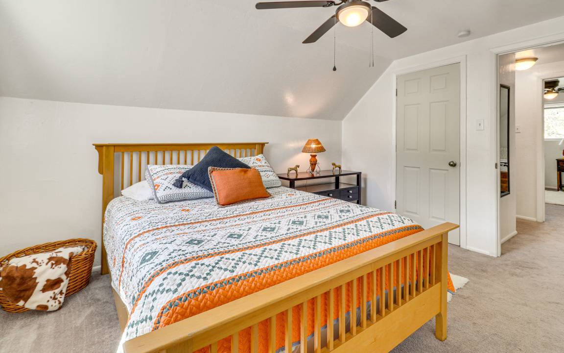 Photo of Bedroom in South Valley