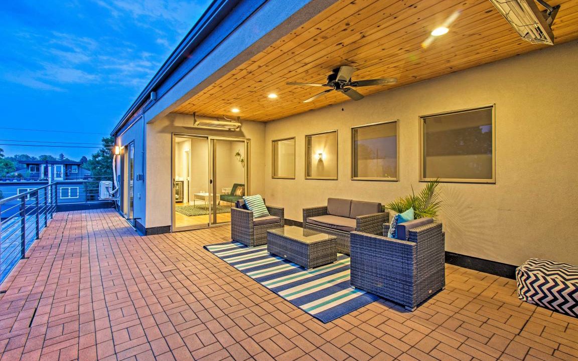 Photo of Patio Balcony in Englewood