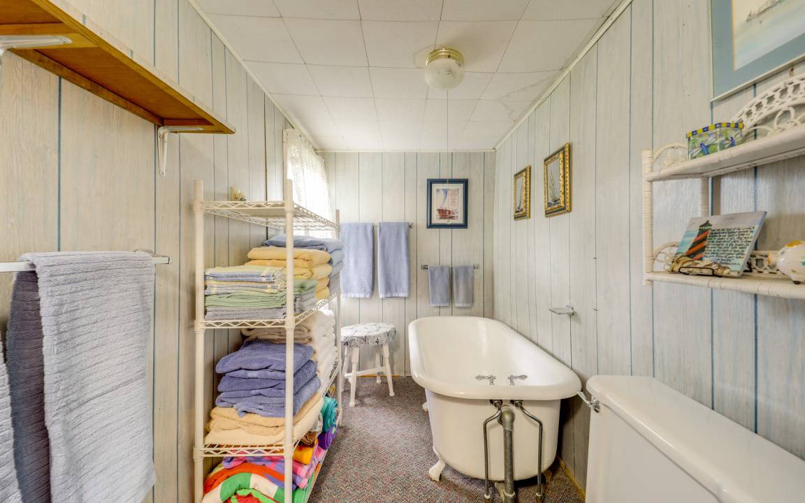 Photo of Bathroom in Oden