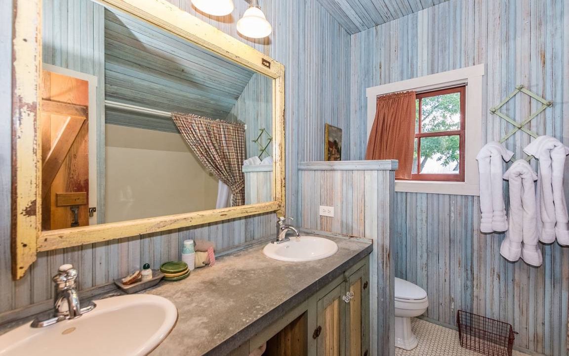 Photo of Bathroom in Fredericksburg