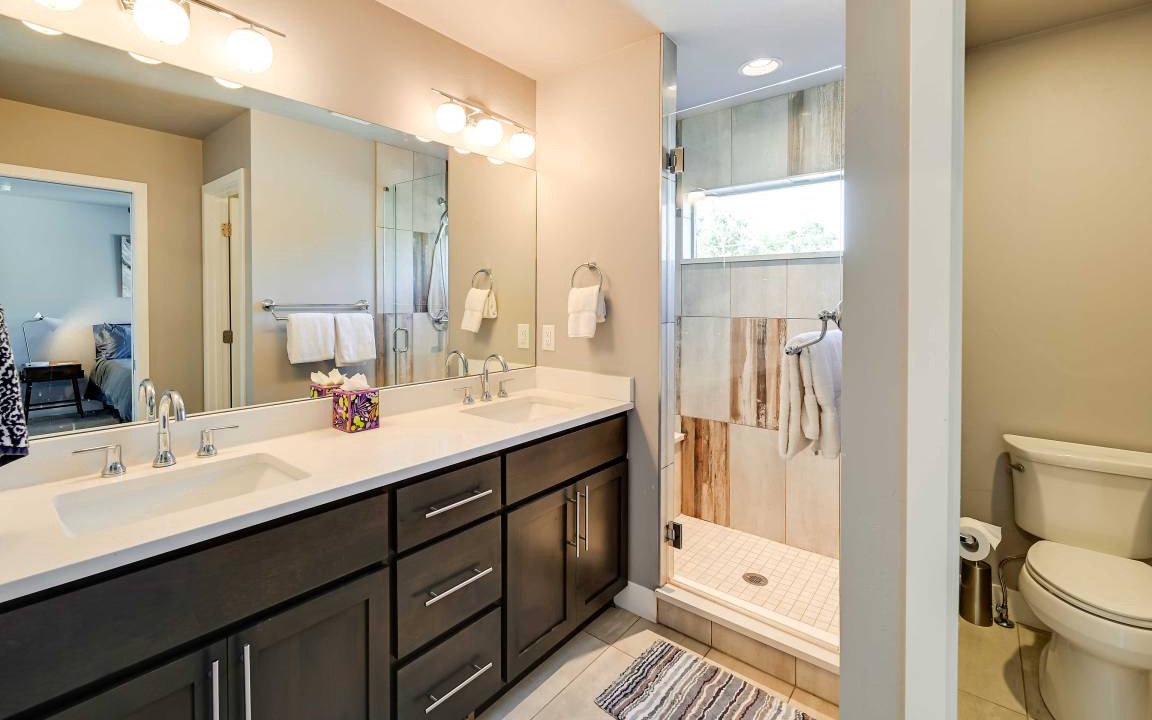 Photo of Bathroom in Englewood