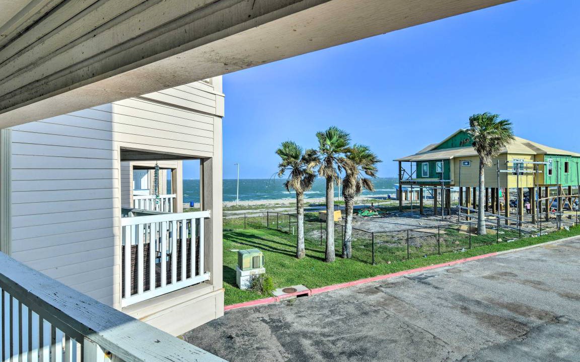 Photo of Patio Balcony in North Beach