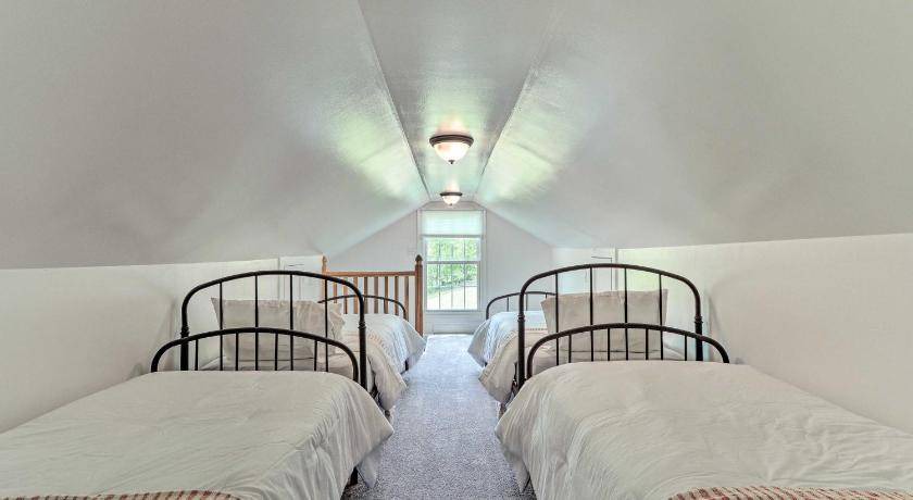 Photo of Bedroom in Millersburg