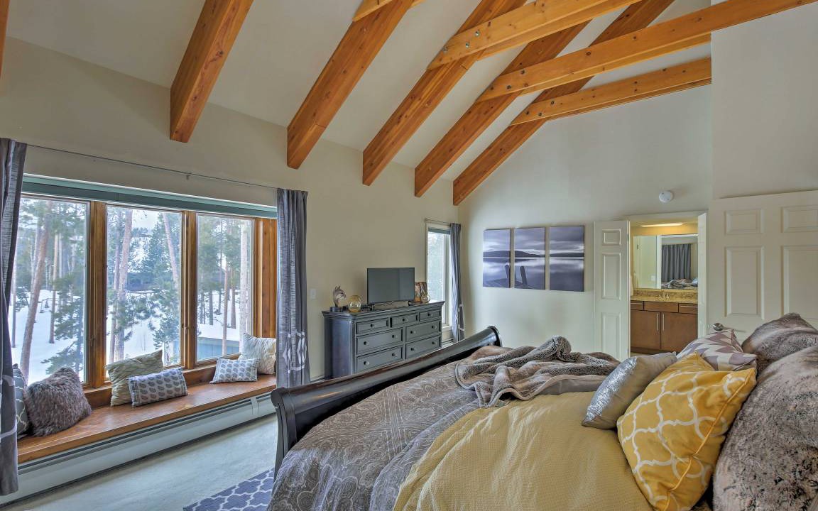 Photo of Bedroom in Grand Lake