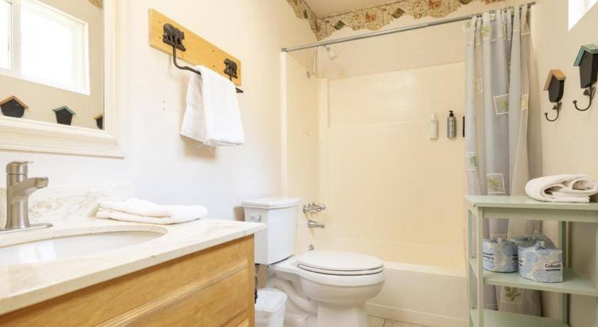 Photo of Bathroom in The Village