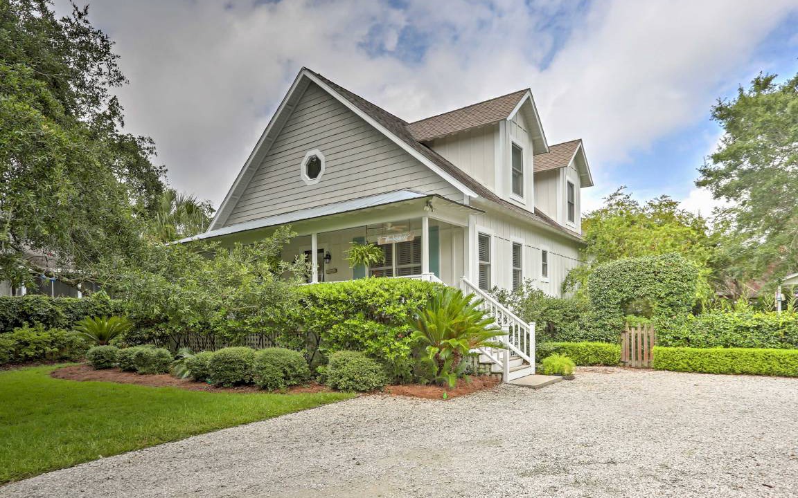Photo of Buildings in Saint Simons Island