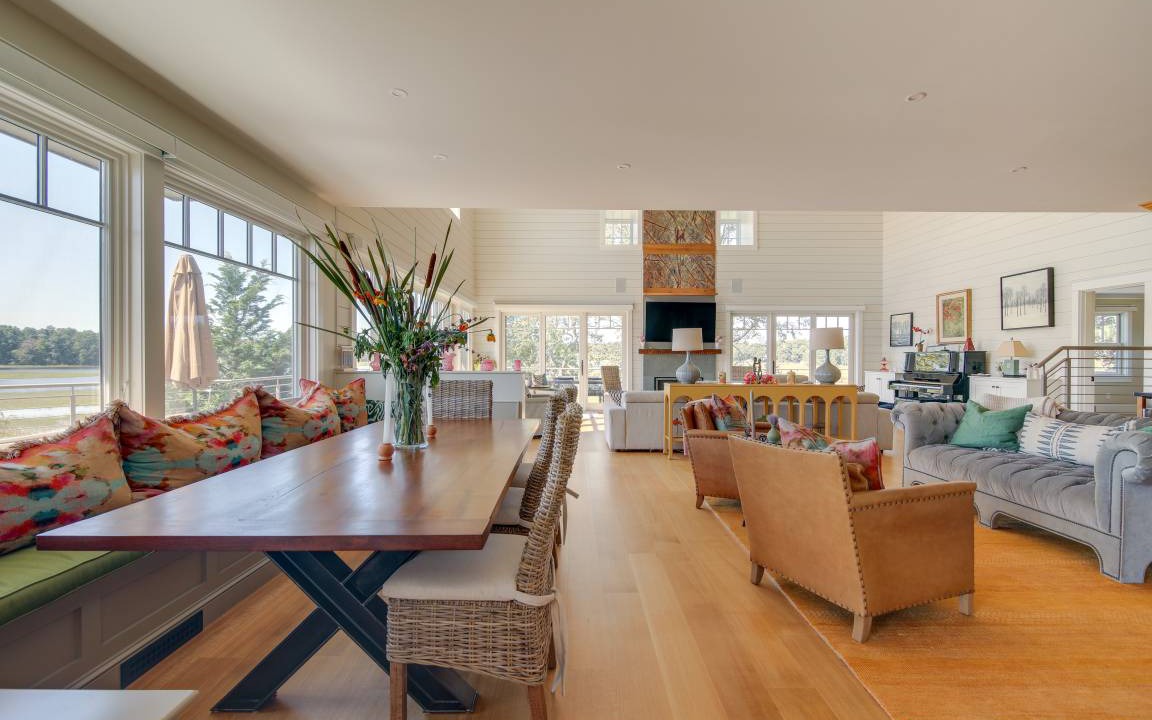 Photo of Livingroom in Minot