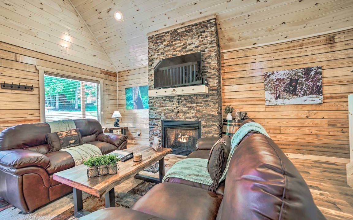 Photo of Others in White Oak Lodge