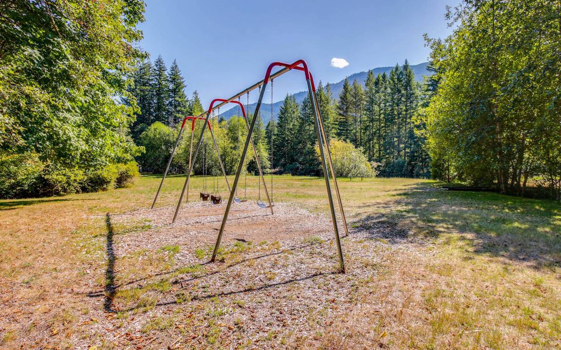 Photo of Others in Paradise Estates