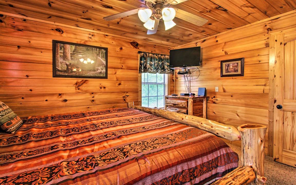 Photo of Others in Gatlinburg