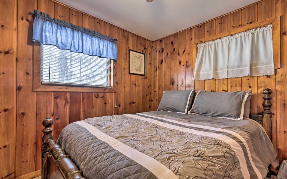 Photo of Bedroom in Arbor Vitae