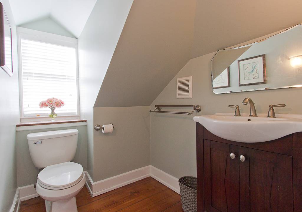 Photo of Bathroom in Historic District - North