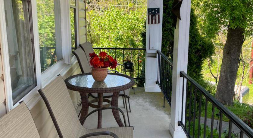 Photo of Patio Balcony in Jim Thorpe