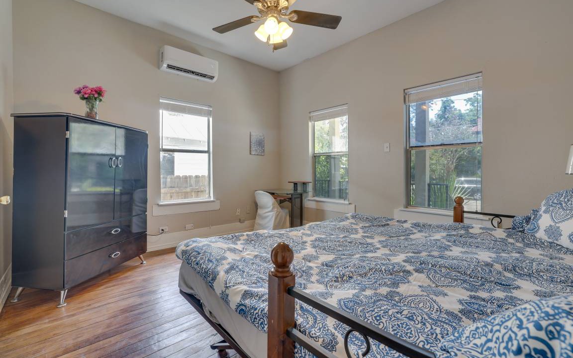 Photo of Bedroom in Southside