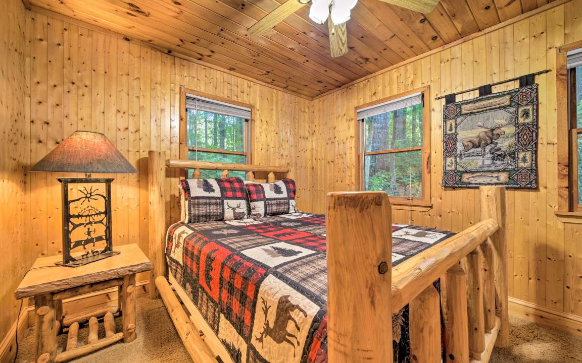 Photo of Bedroom in Lake Toxaway