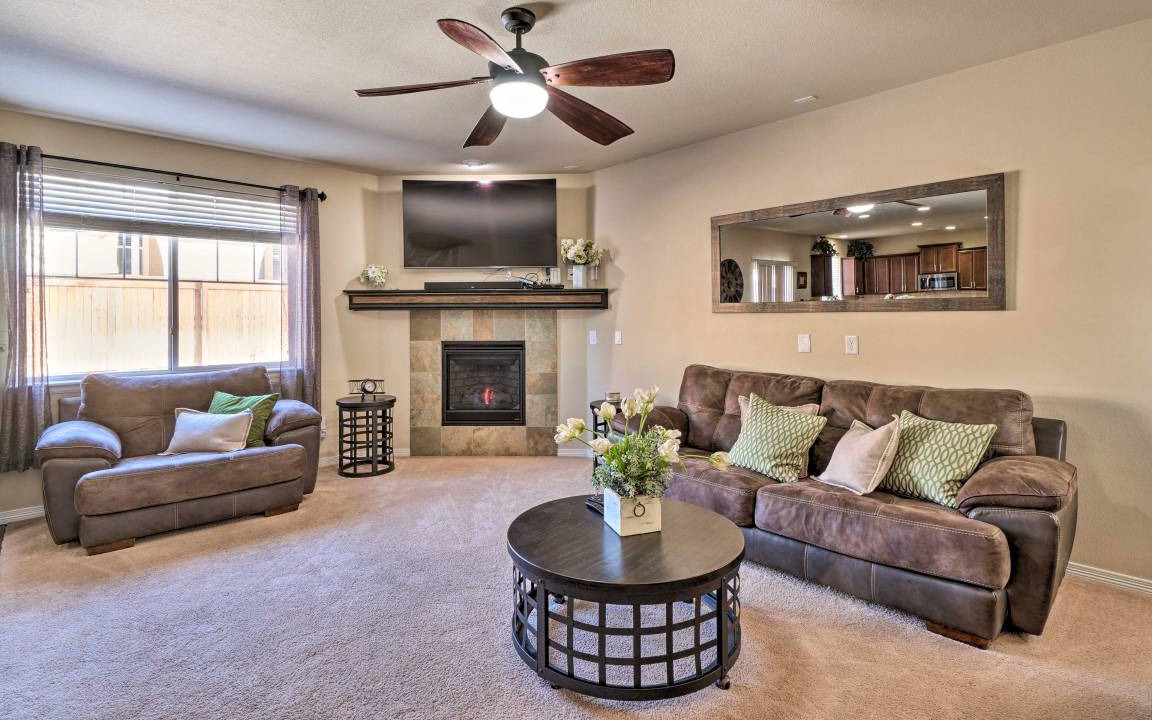 Photo of Livingroom in Parker