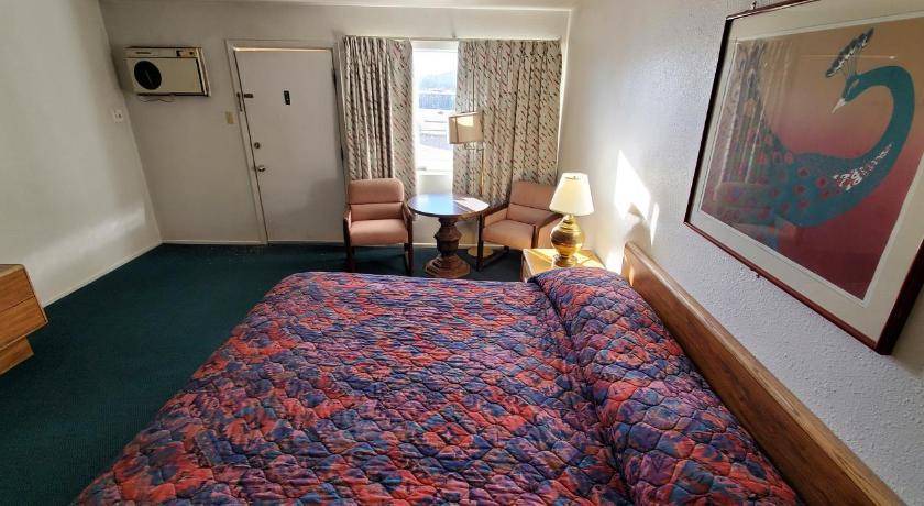 Photo of Bedroom in Allison