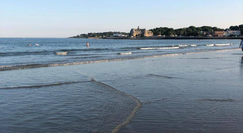 Photo of Others in Narragansett Pier