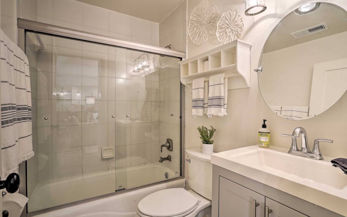 Photo of Bathroom in West Beach