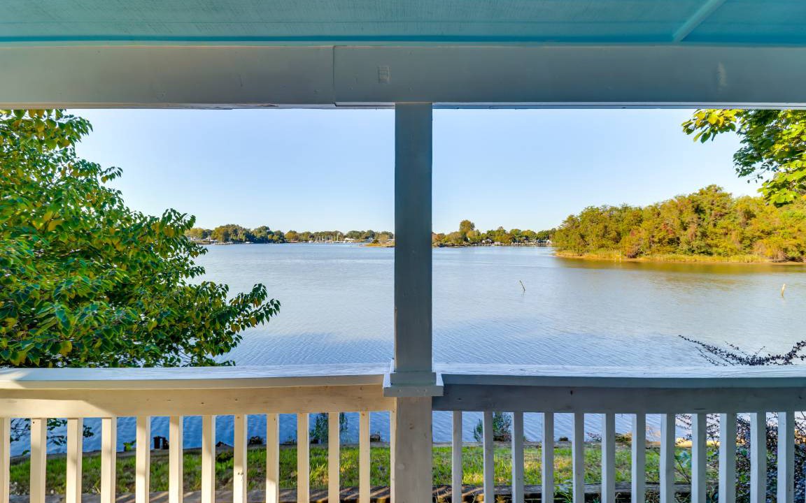 Photo of Patio Balcony in Rock Point