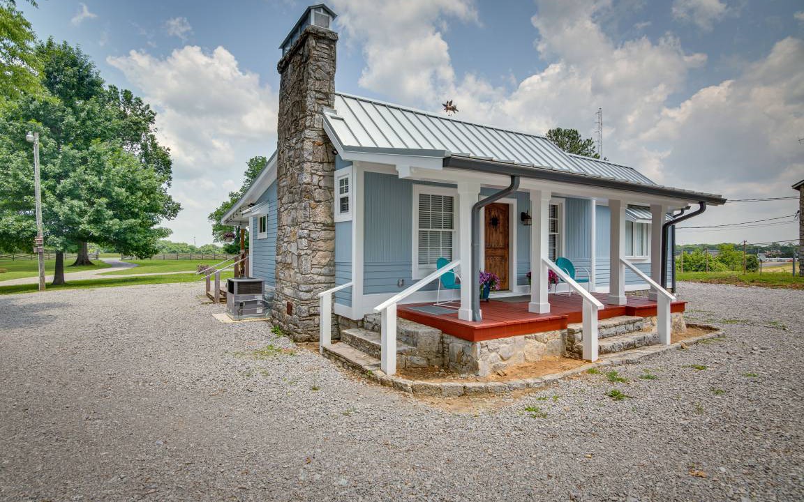 Photo of Buildings in Lewisburg