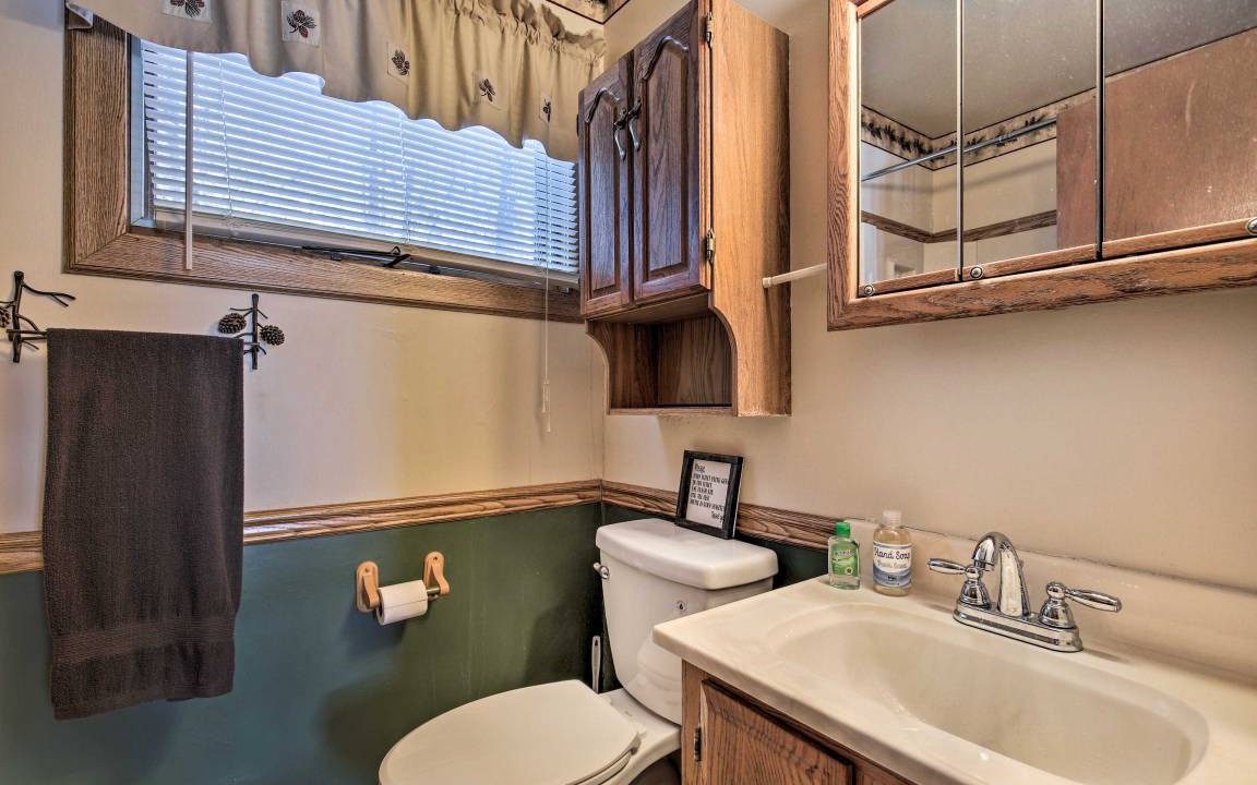 Photo of Bathroom in Arbor Vitae