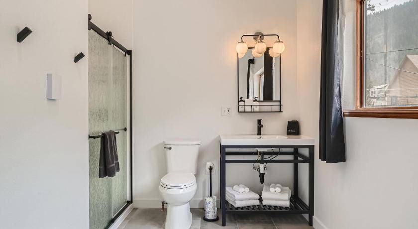 Photo of Bathroom in Idaho Springs