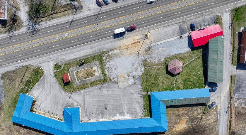 Photo of Buildings in Oneida