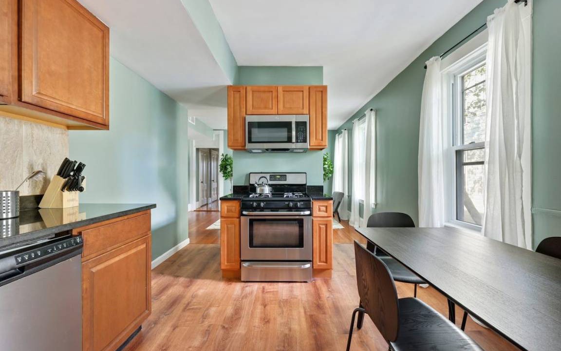 Photo of Kitchen in Inman Square