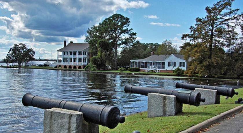 Photo of Others in Edenton