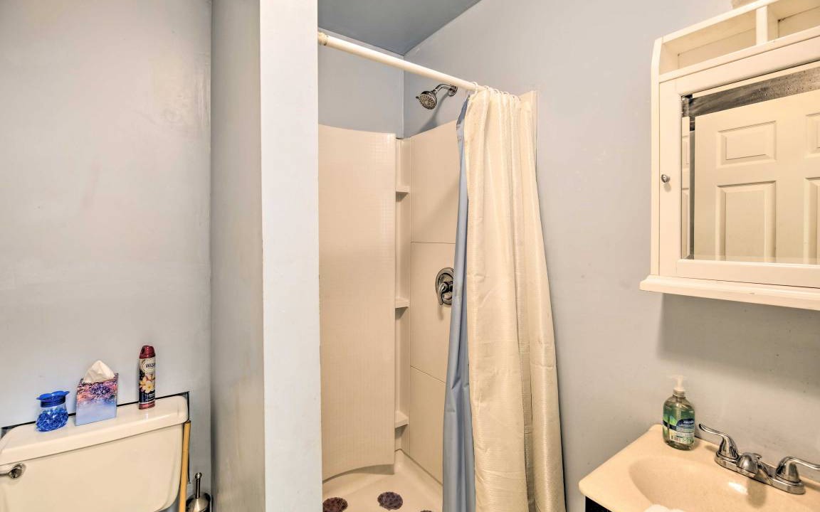 Photo of Bathroom in Wilcoe