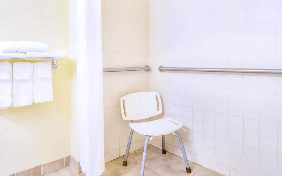 Photo of Bathroom in Wheeling