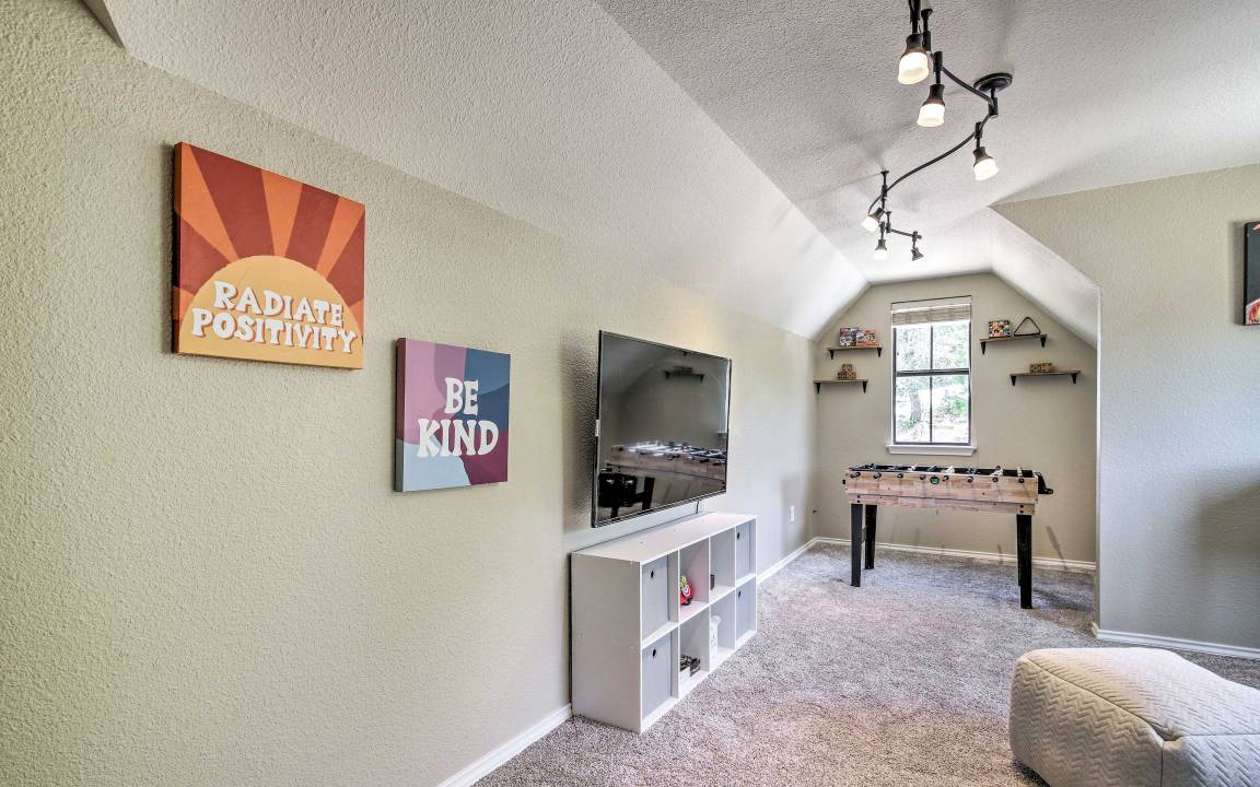 Photo of Livingroom in Highland Lake Estates