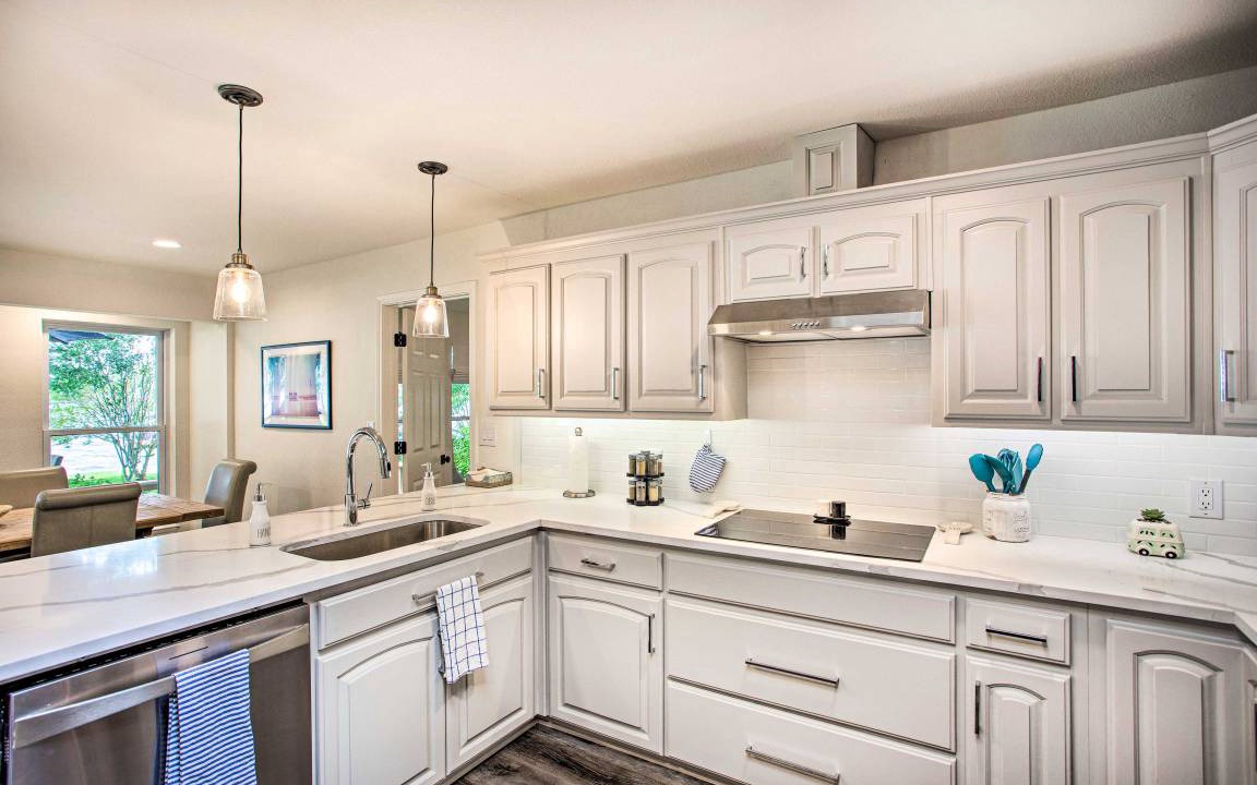 Photo of Kitchen in Log Cabin