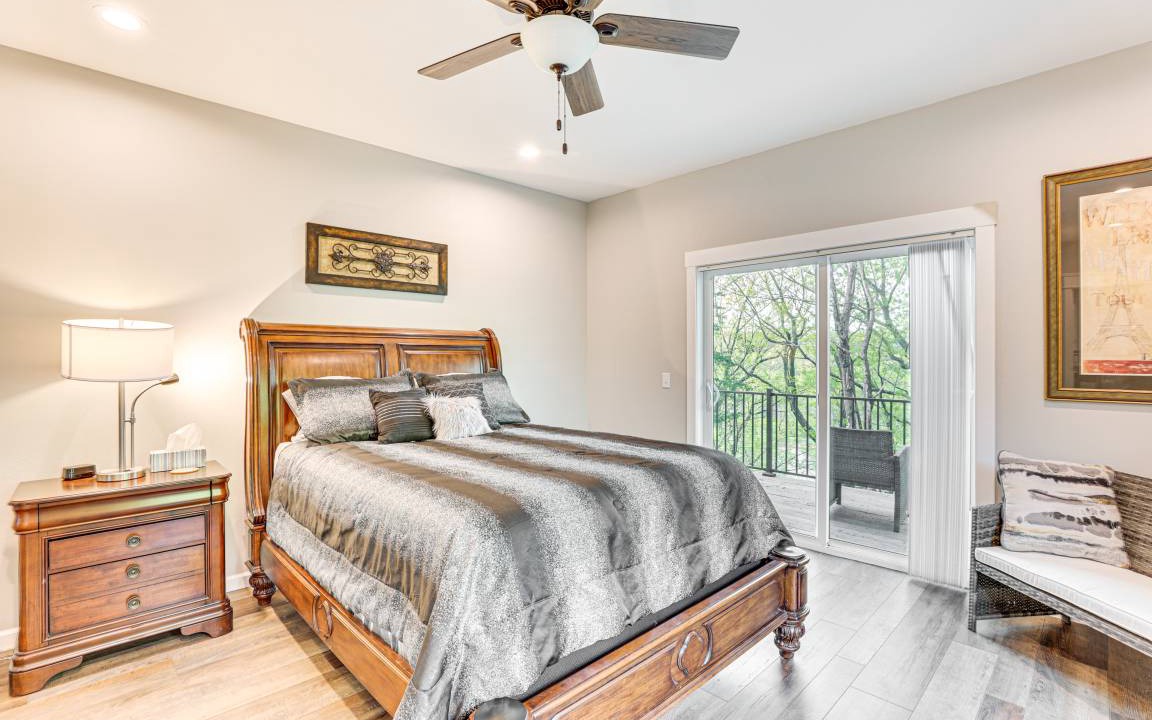 Photo of Bedroom in Lake Delton