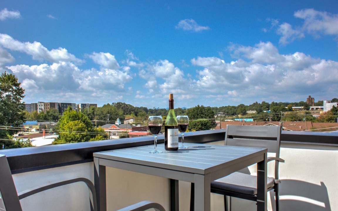 Photo of Patio Balcony in East End - Valley Street