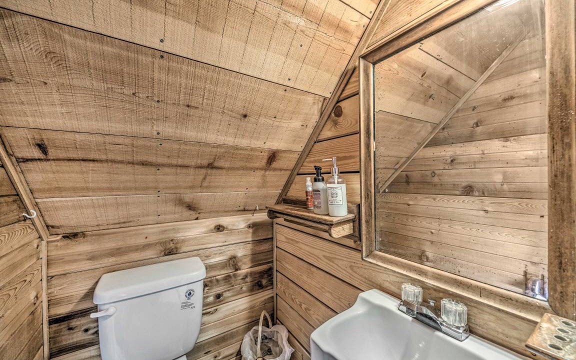 Photo of Bathroom in Ruidoso