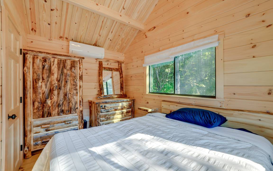 Photo of Bedroom in Sidney Center