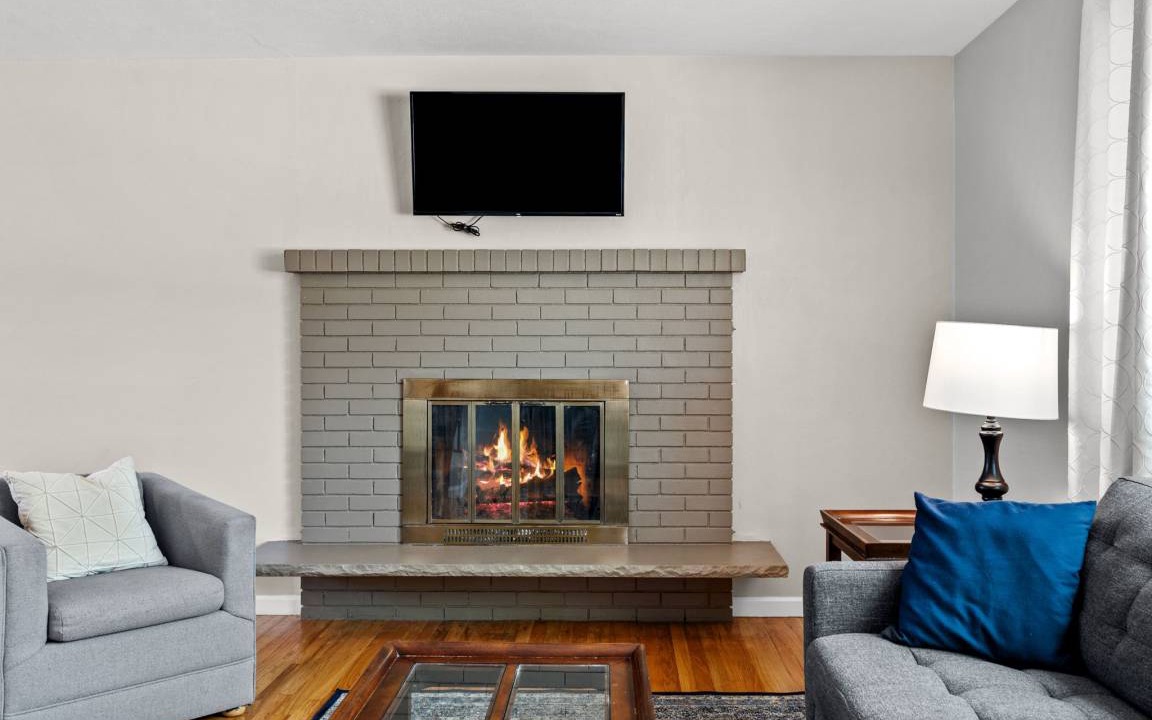 Photo of Livingroom in Arvada Plaza Area