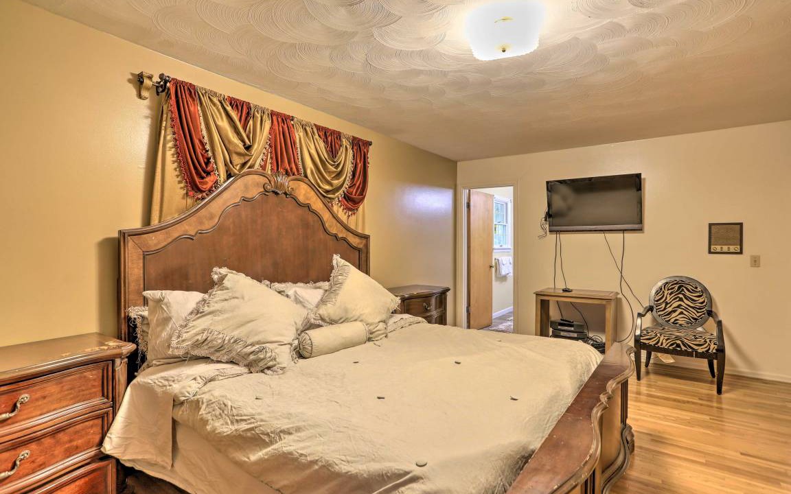 Photo of Bedroom in Toledo