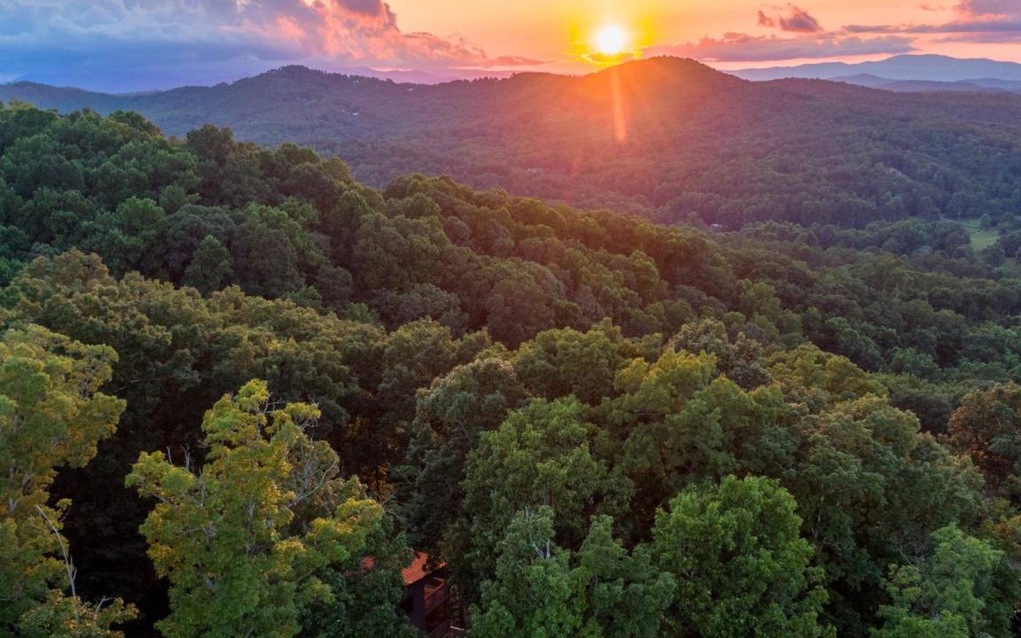 Photo of Outdoor in Ridges Over the Lake