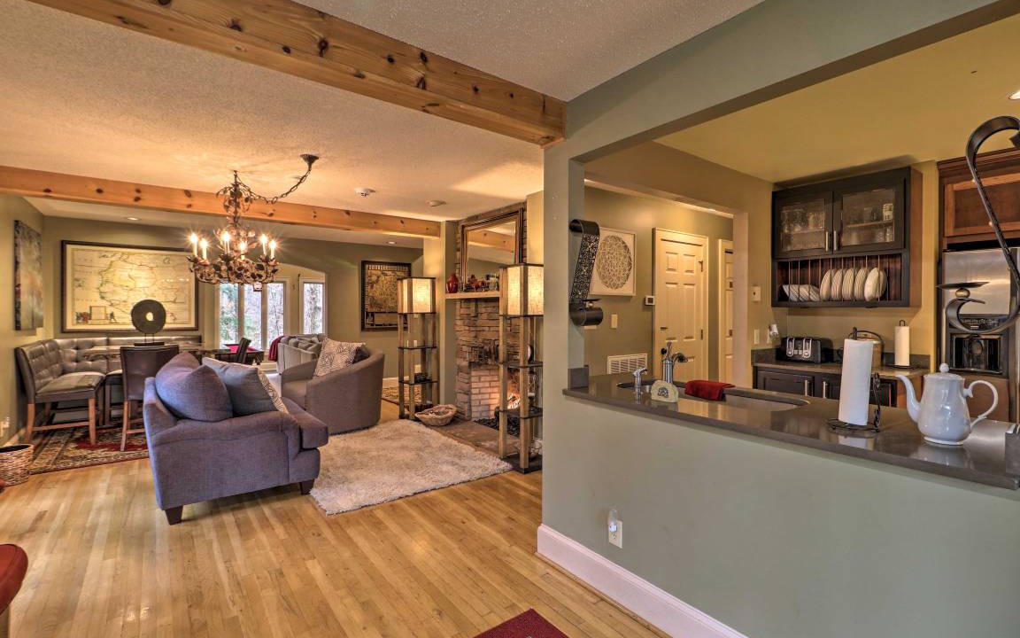 Photo of Livingroom in Conyers